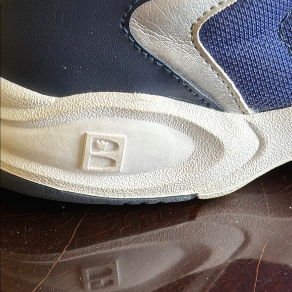 Brunswick Blue and Silver Women’s Bowling Athletic Shoes, Size 7 - Picture 12 of 12